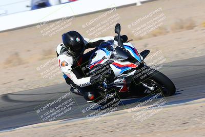 media/Jan-08-2022-SoCal Trackdays (Sat) [[1ec2777125]]/Turn 15 Inside (950am)/